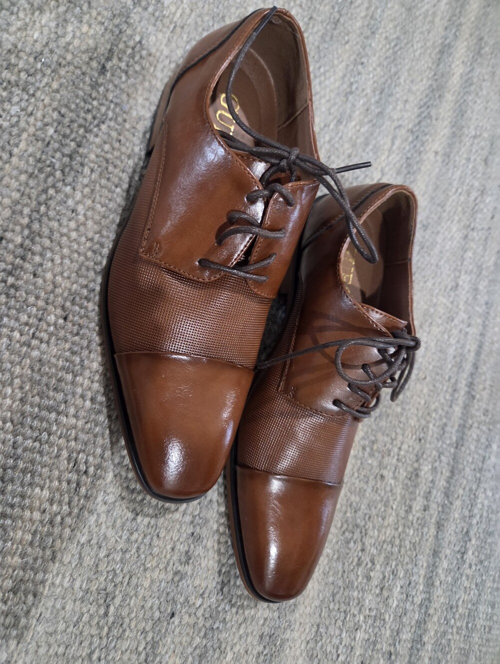 Men's Shelly Cap Toe Oxford Guess Shoes